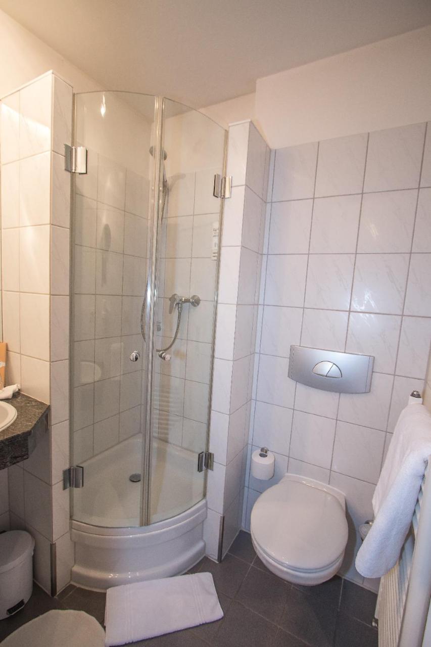 Hotel Garni Am Markt - Businesshotel - Fruehstuecksbuffet - Fahrradabstellplatz - Hunde Willkommen Neustadt - Coburg Exterior foto
